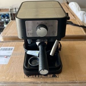 Stilosa espresso machine by delonghi - ec260bk